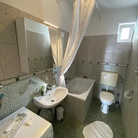 Apartment Apartmani Lu Biograd Na Moru