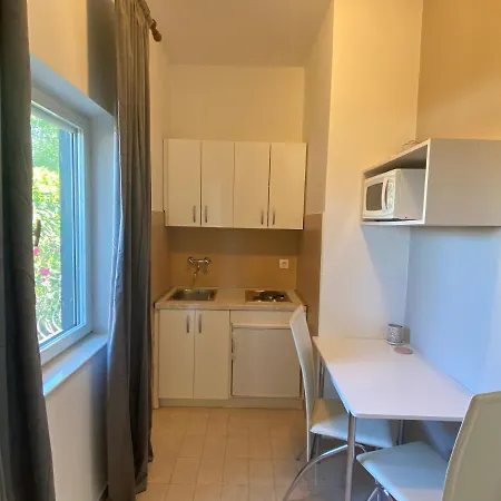 Apartmani Lu Apartment *