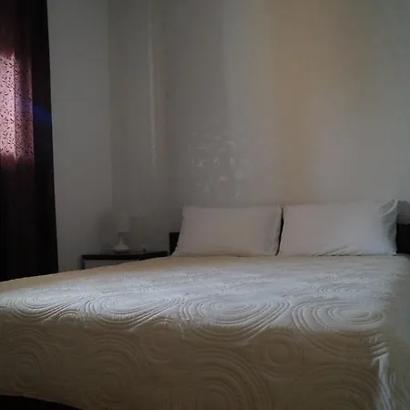 Apartment Apartmani Lu *