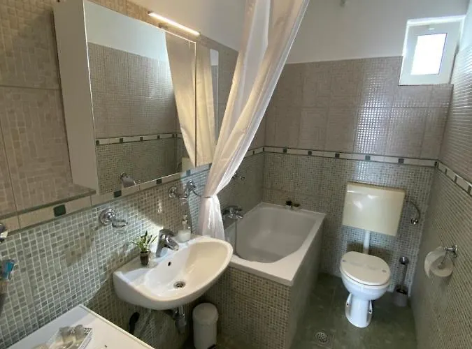 Apartment Apartmani Lu Biograd Na Moru