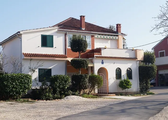 Apartmani Lu Apartment *